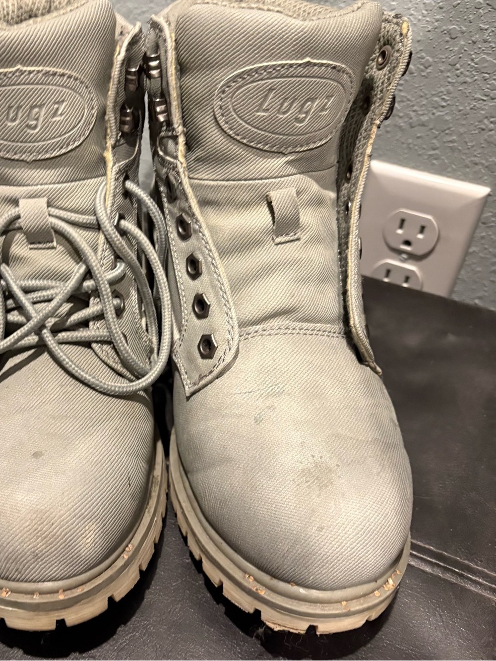 Lugz women Gray Canvas Lace-Up Work Boots